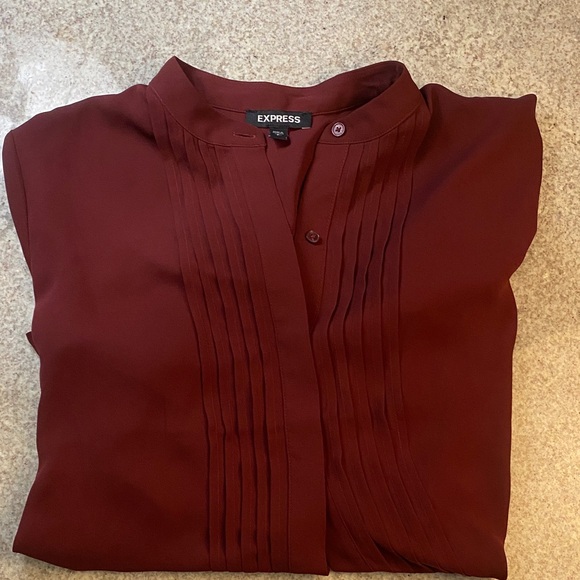 Express Deep Red Top - Picture 3 of 3